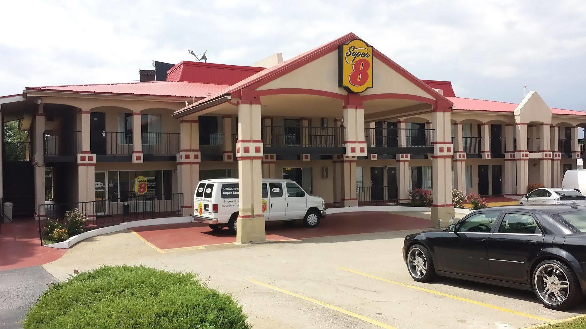 速8亚特兰大机场西酒店 大学公园 外观 照片